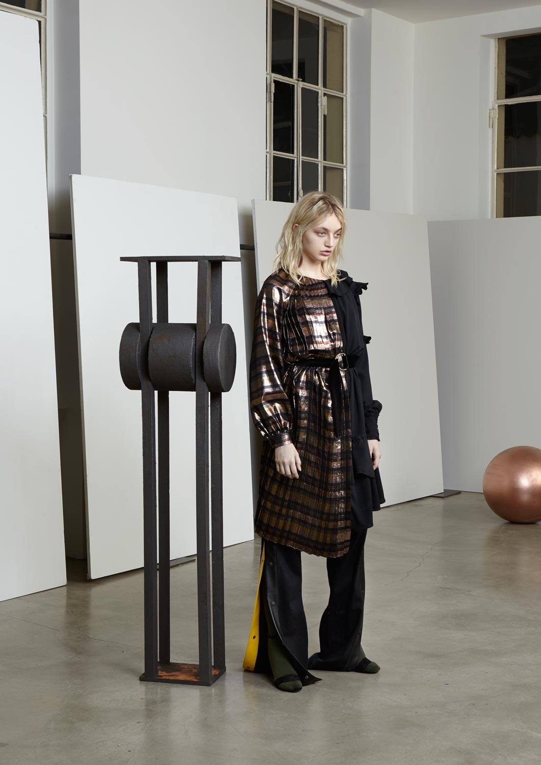 MG4 COULTURE AW2018 Milan catalogue and campaign 2017